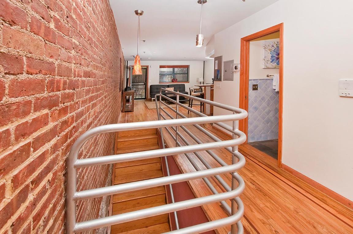 136th Unit 1 Appartement